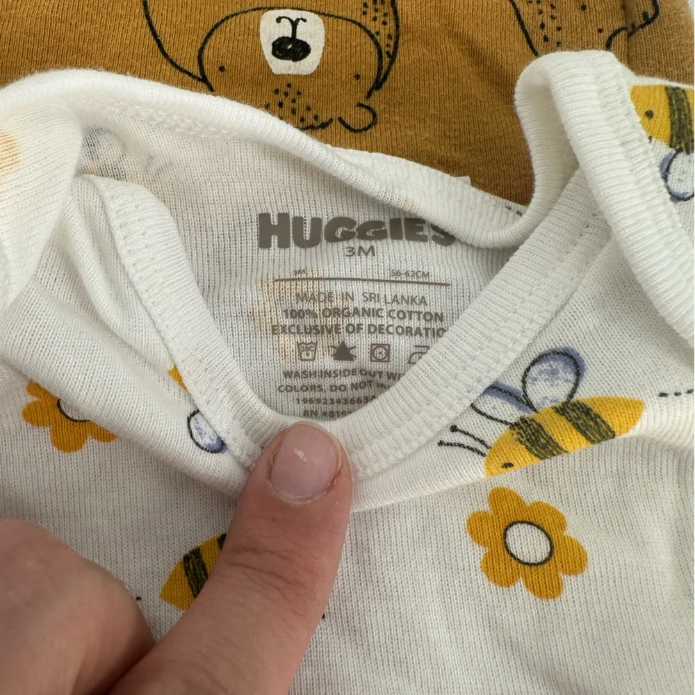 Lot of 6 Baby 0-3 Months Neutral Bodysuit Bears Sloth Bumblebee Green Yellow